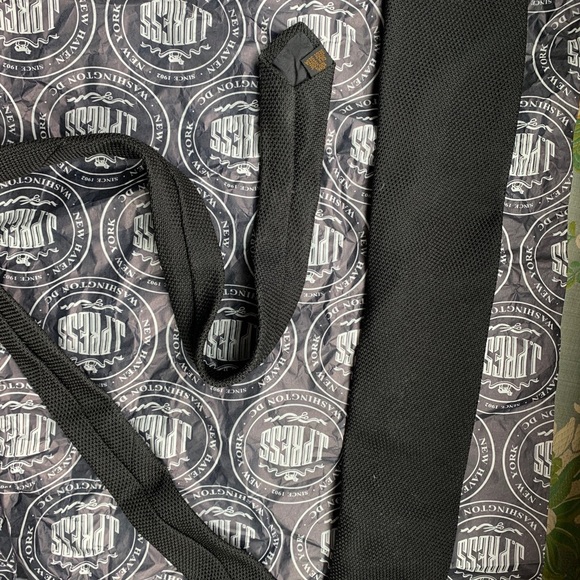 Black-tie ensemble - Picture 5 of 5